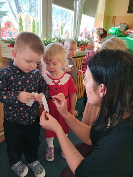 W oczekiwaniu na pierwszą gwiazdkę - wigilijne spotkania w szkole i oddziałach przedszkolnych